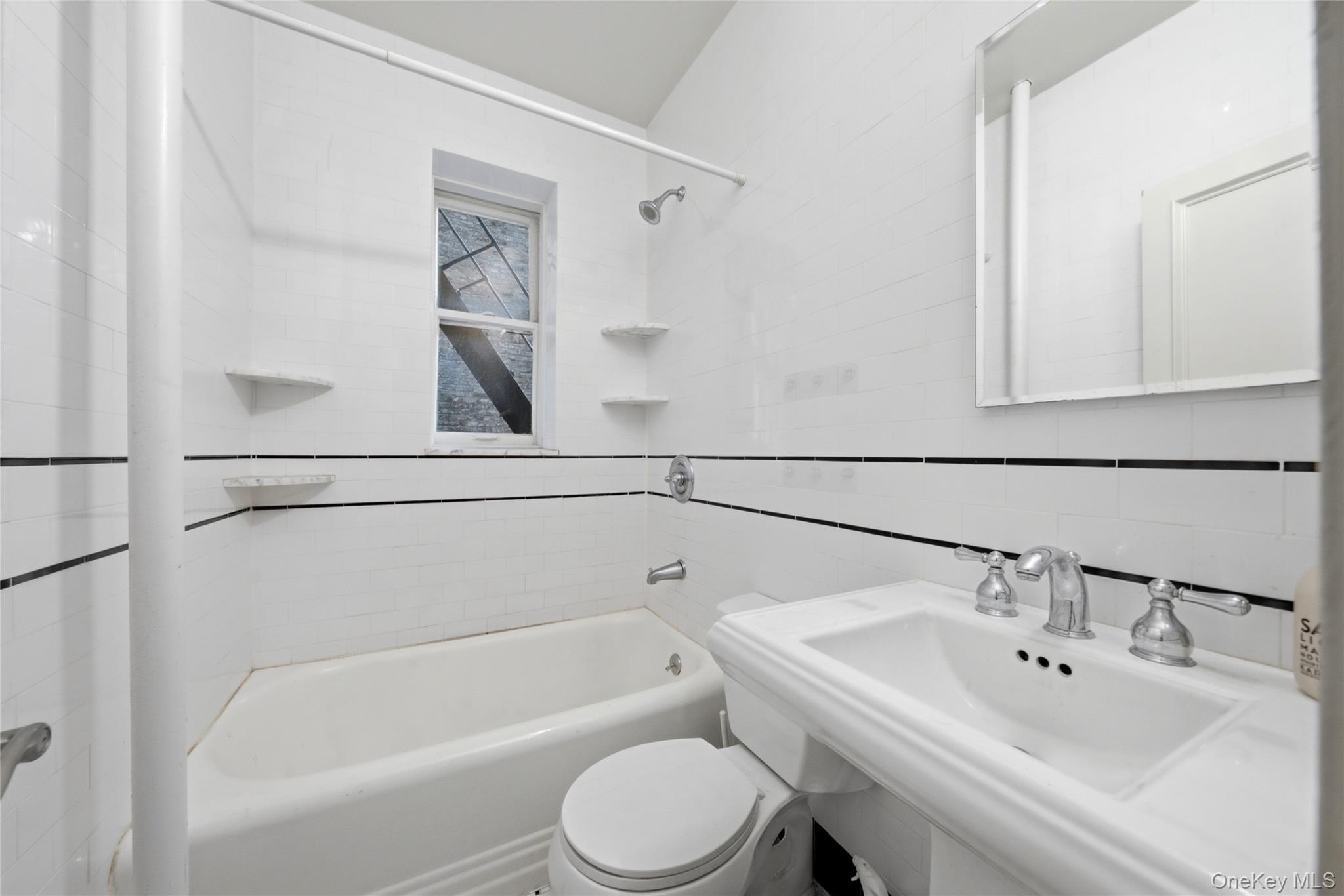 96 Perry Street Unit B5C, Manhattan NY 10014