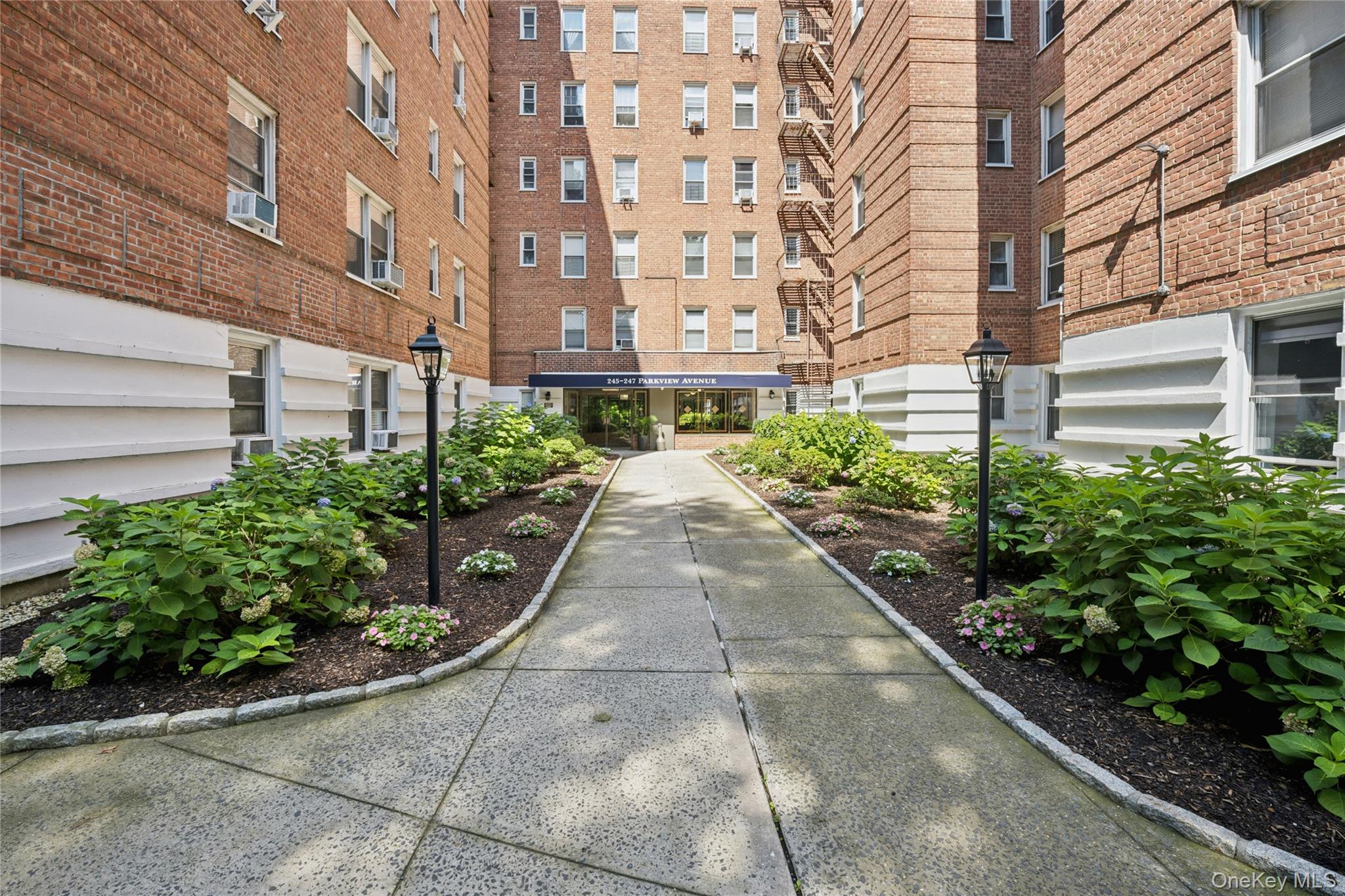247 Parkview Avenue Unit 3P, Bronxville NY 10708