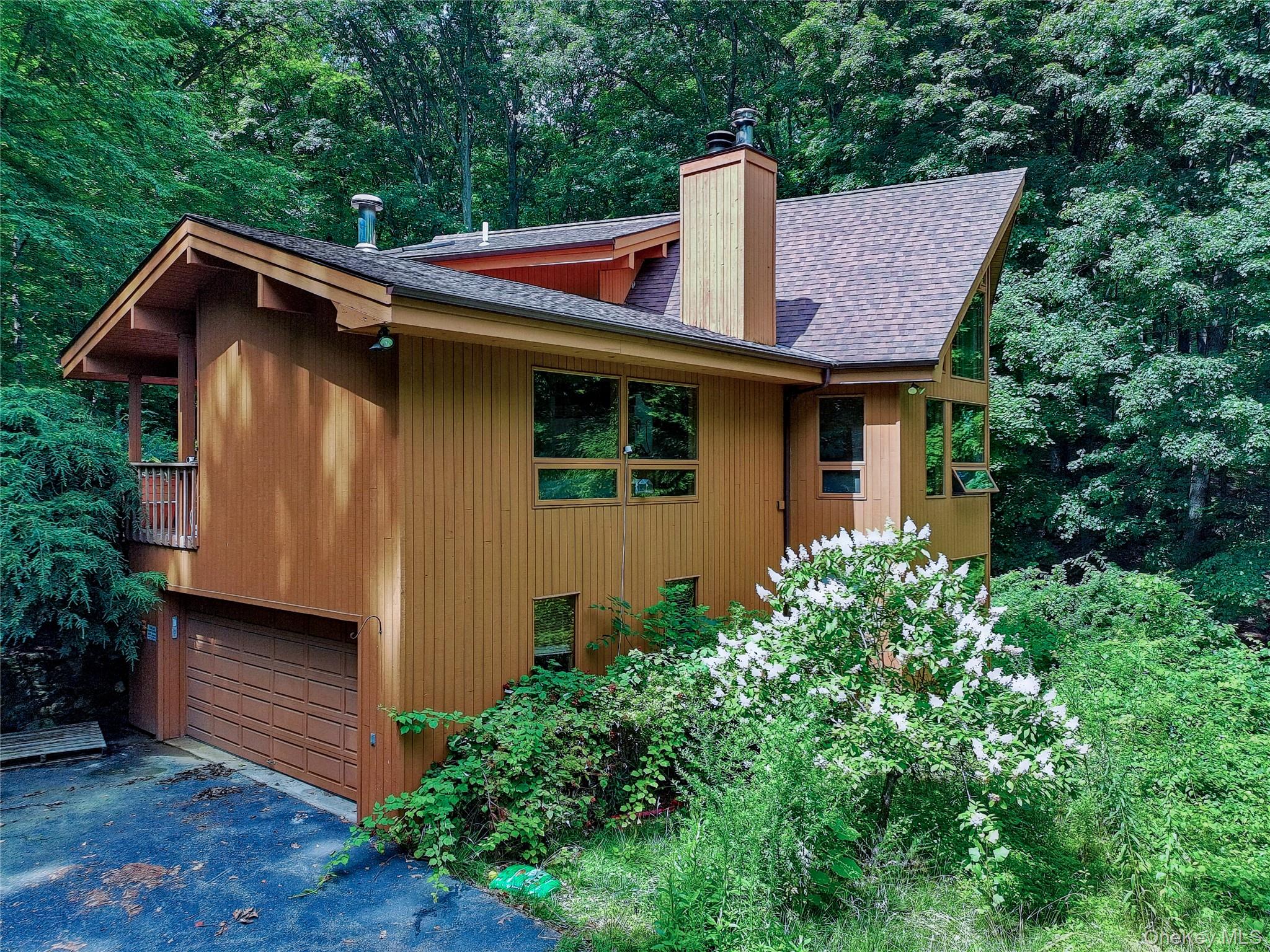 69 Canopus Hill Road, Putnam Valley NY 10579