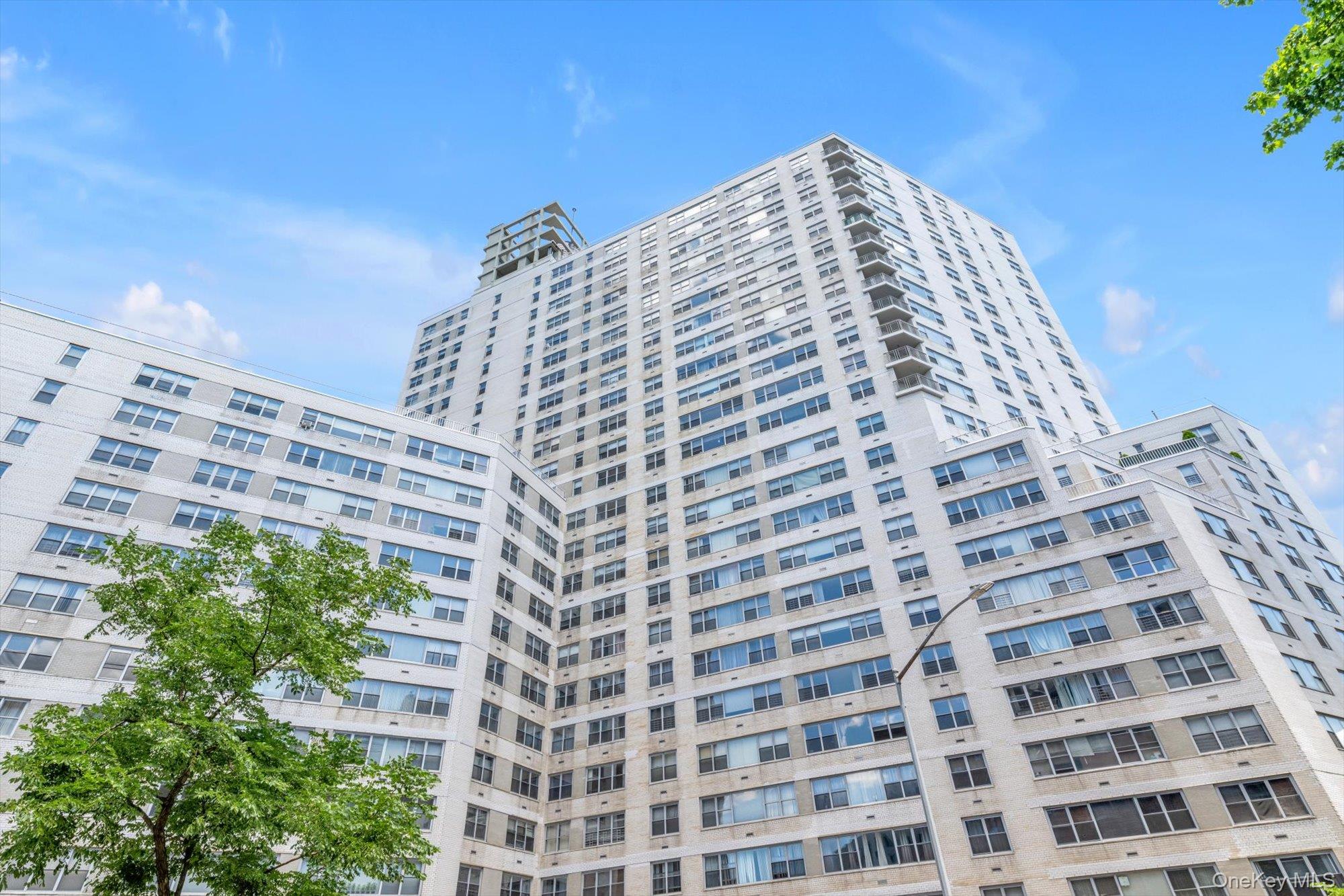 125-10 Queens Boulevard Unit 911, Kew Gardens NY 11415