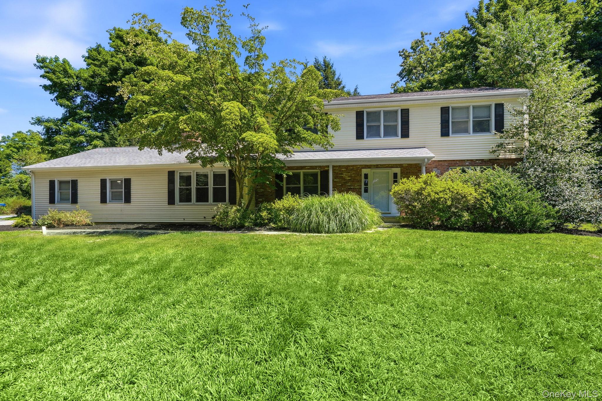 5 Hampton Place, Katonah NY 10536