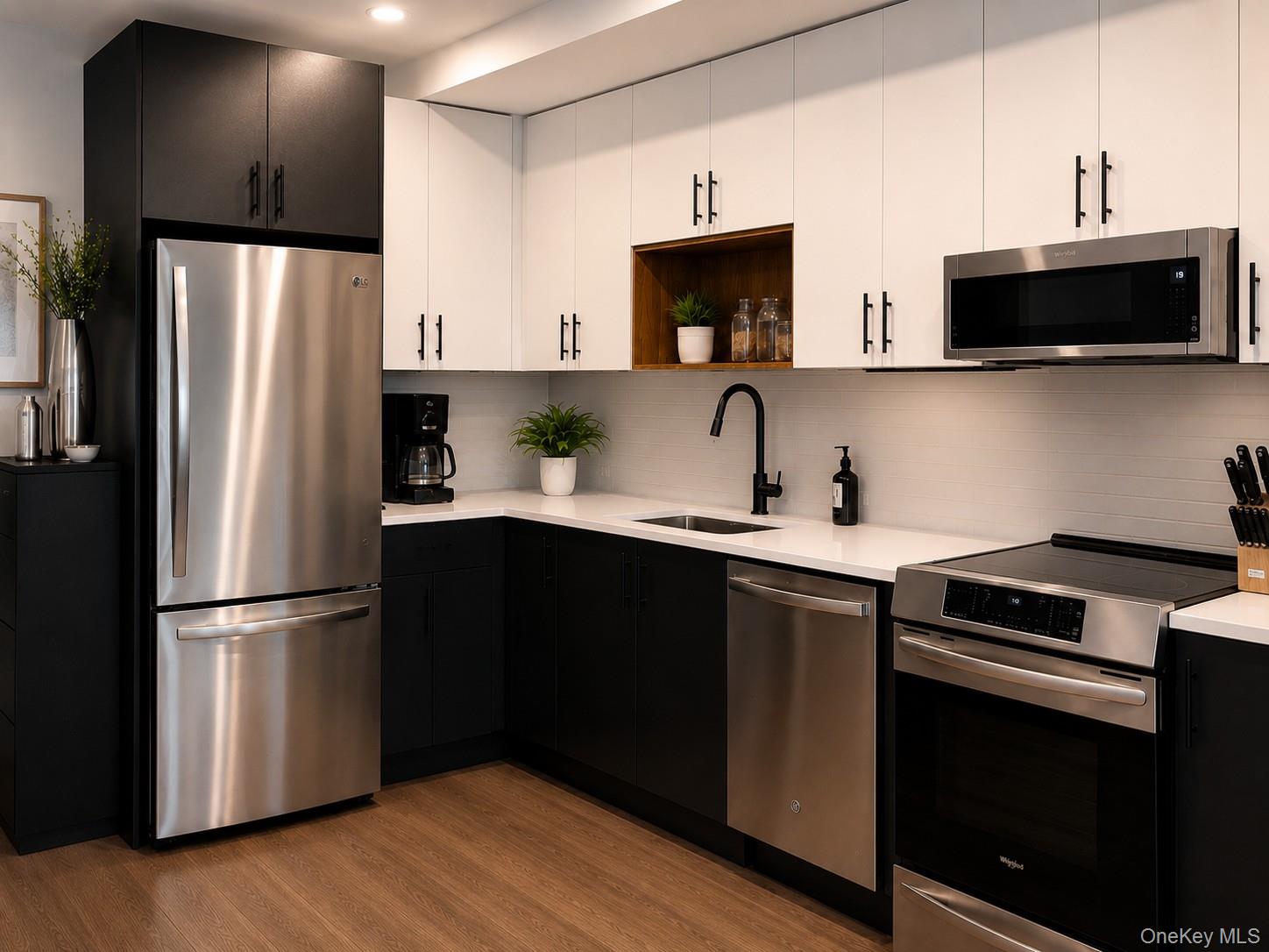 511 Evergreen Avenue Unit 2D, Brooklyn NY 11221