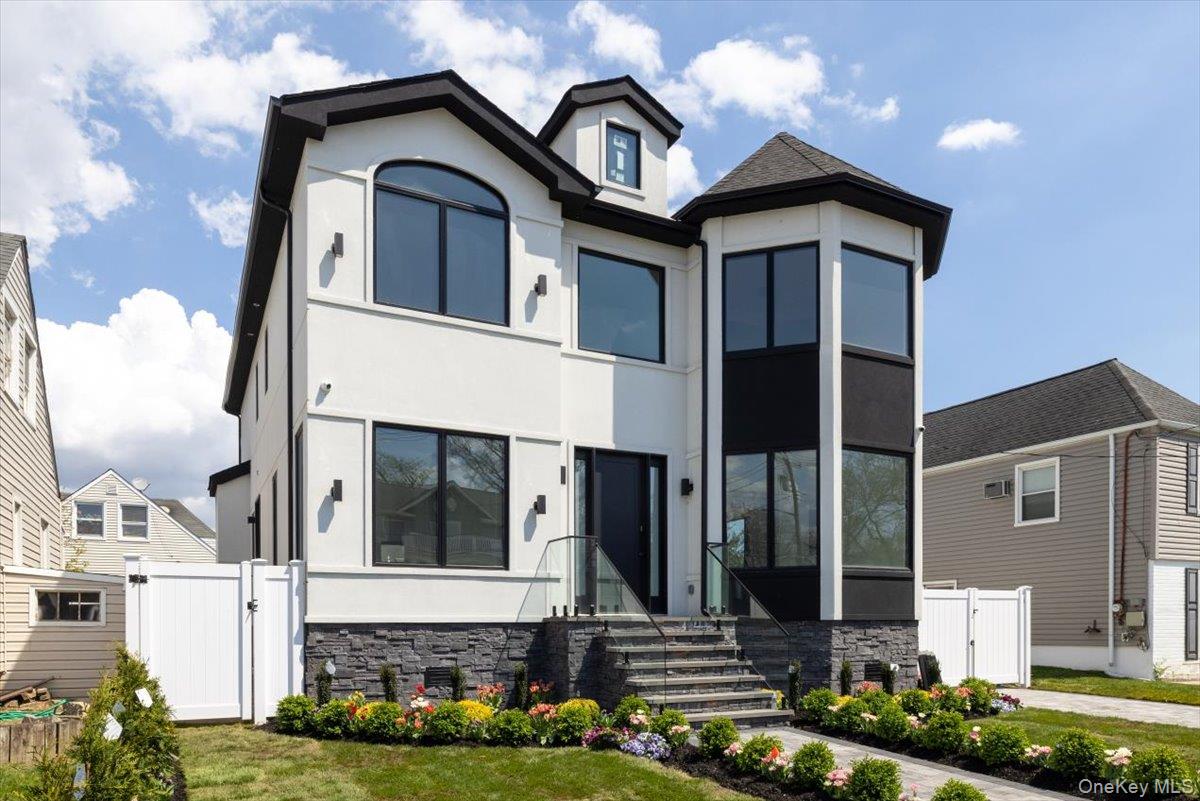 544 Arlington Road, Cedarhurst NY 11516