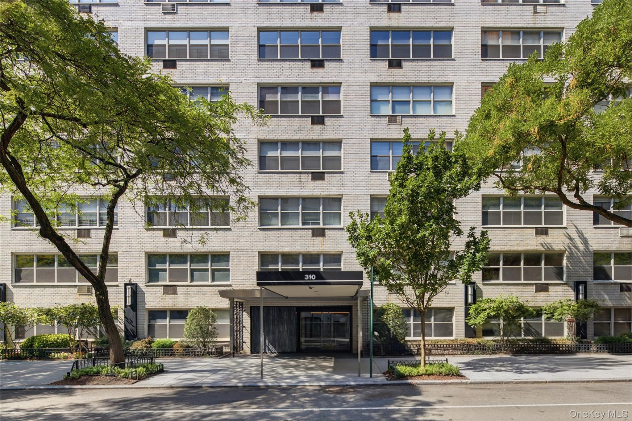 310 E 70th Street Unit 5C, Manhattan NY 10021
