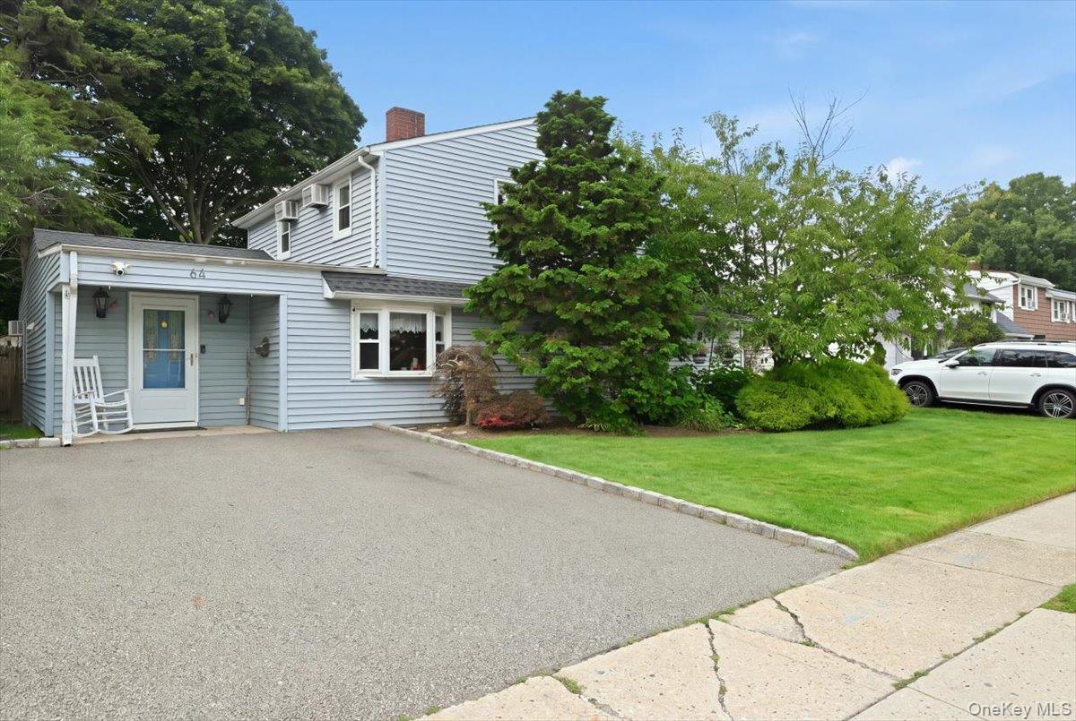 64 Bridle Lane, Hicksville NY 11801