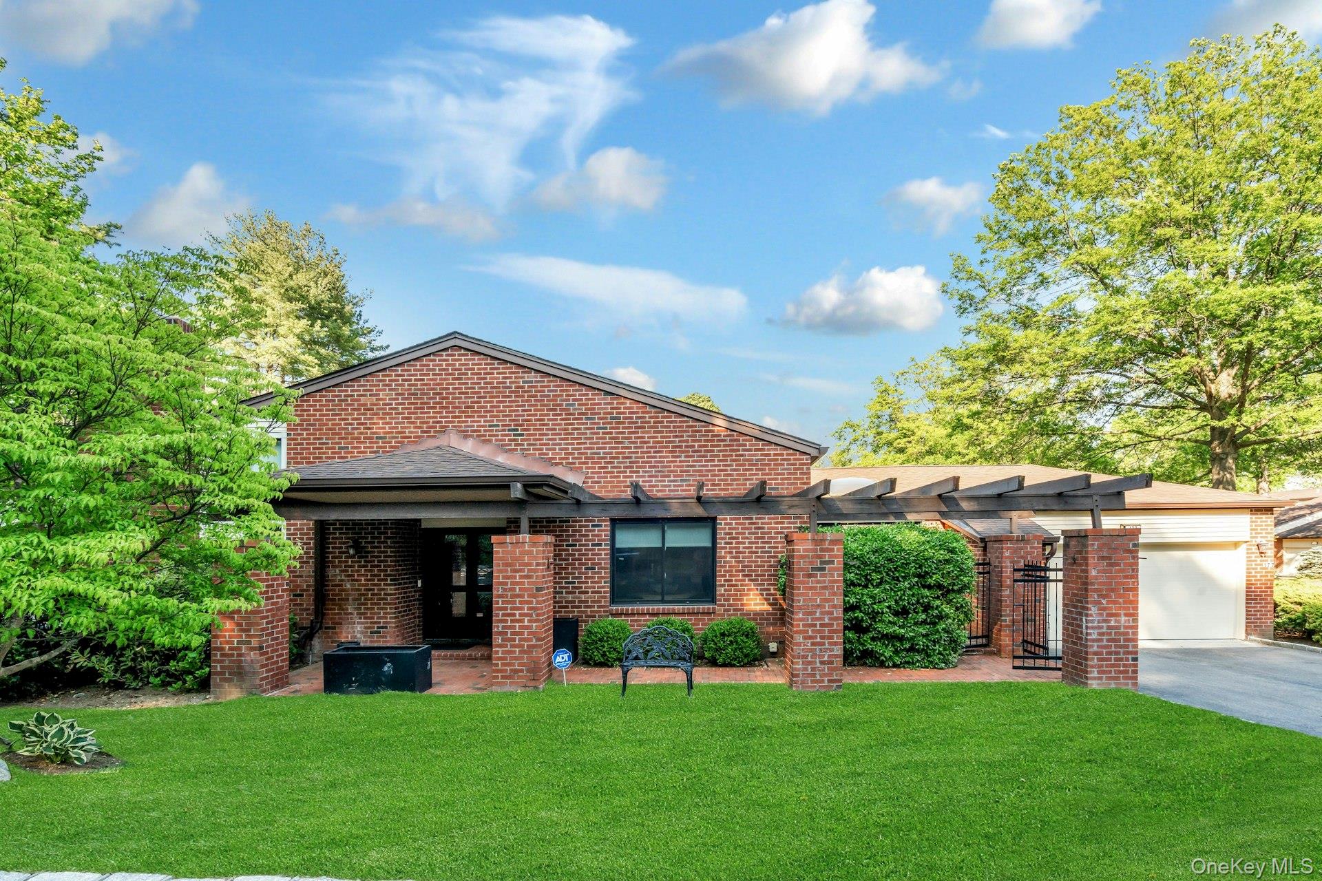 177 Gannet Court Unit Belaire, Manhasset NY 11030