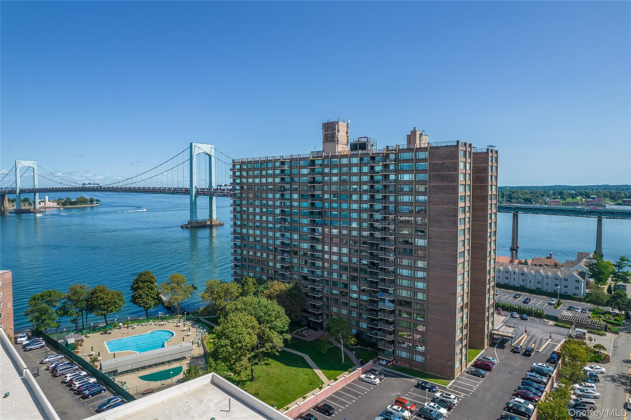 166-25 Powells Cove Boulevard Unit 18C, Beechhurst NY 11357