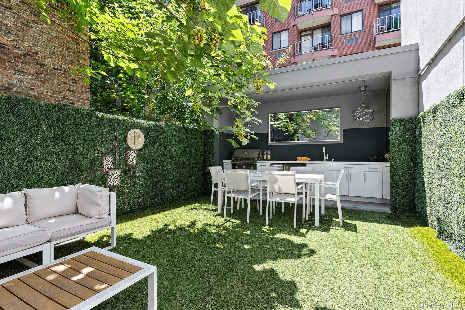 224 E 14TH Street Unit 1, Manhattan NY 10003
