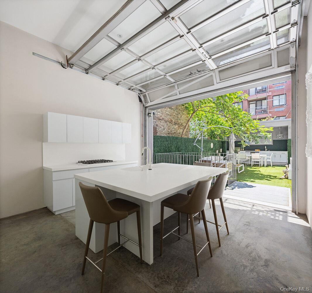 224 E 14TH Street Unit 1, Manhattan NY 10003