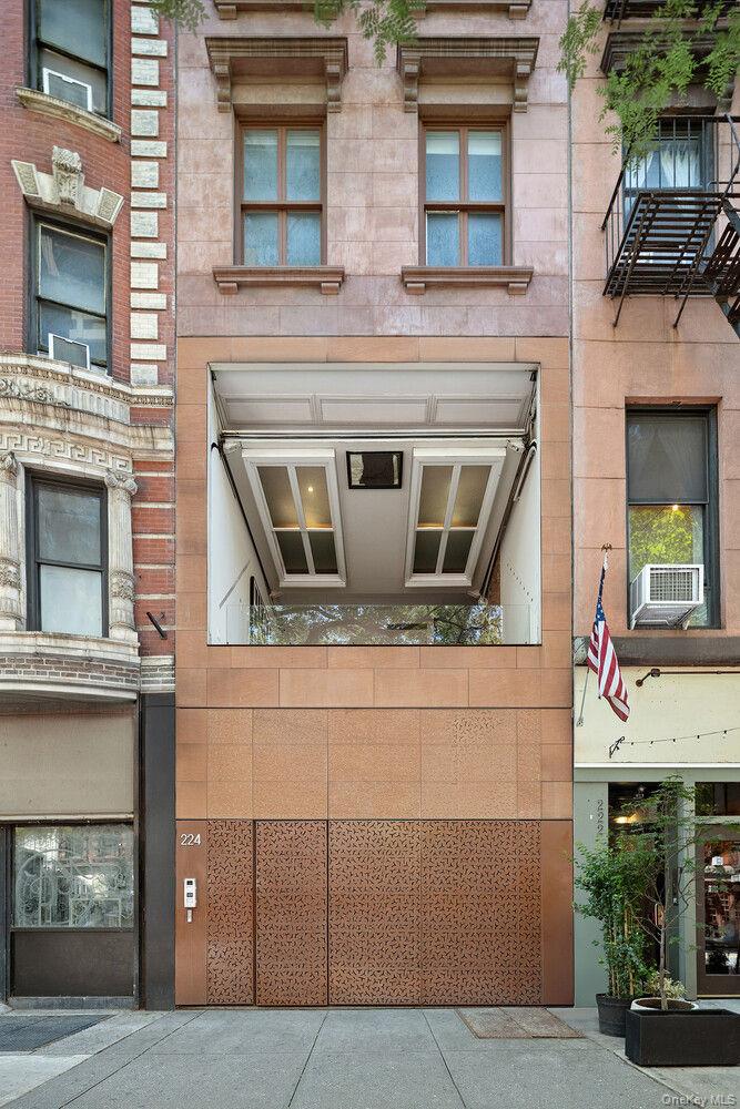 224 E 14TH Street Unit 1, Manhattan NY 10003