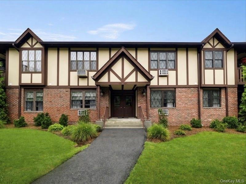 494 Sierra Vista Lane, Valley Cottage NY 10989