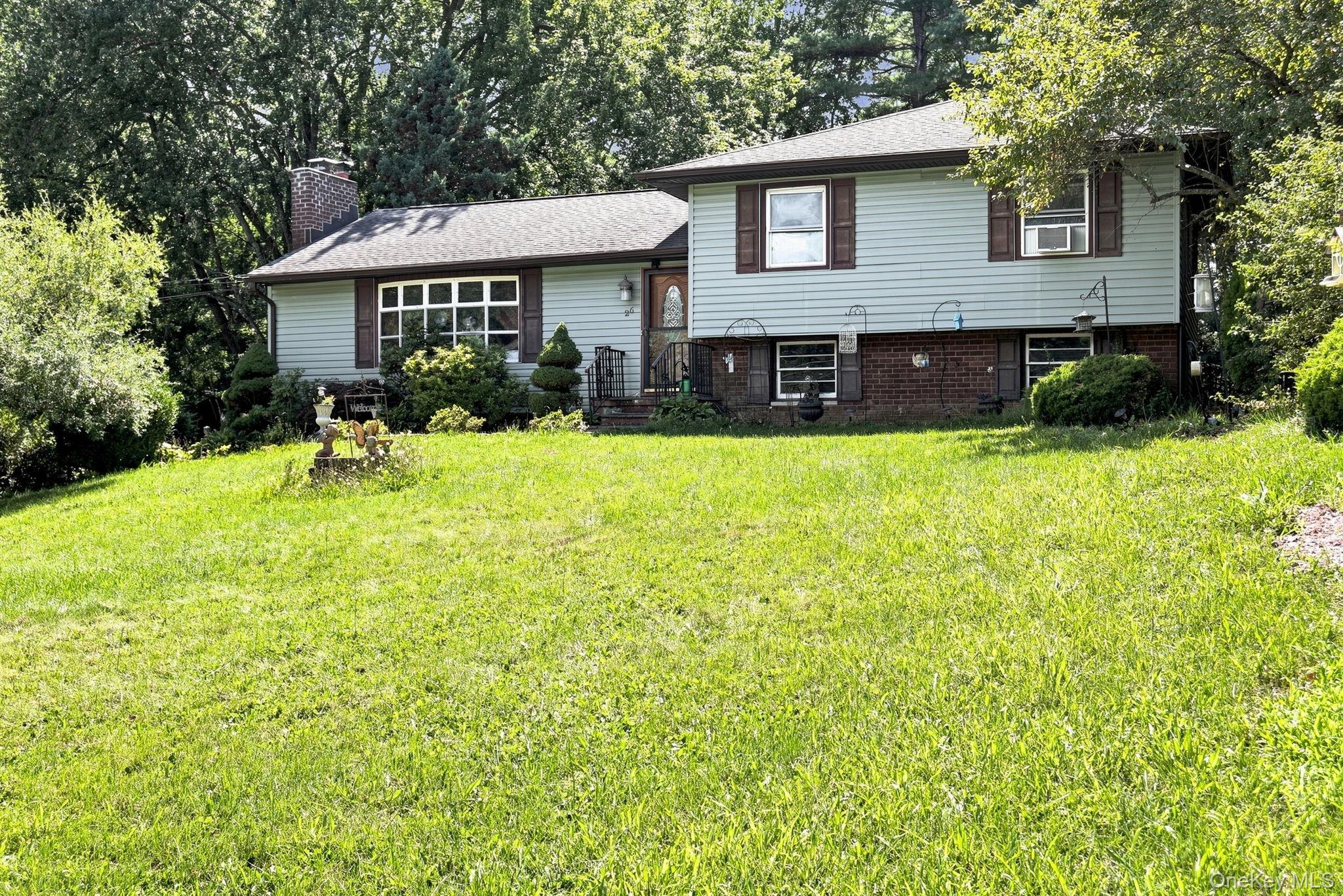 26 Monroe Drive, Poughkeepsie NY 12601