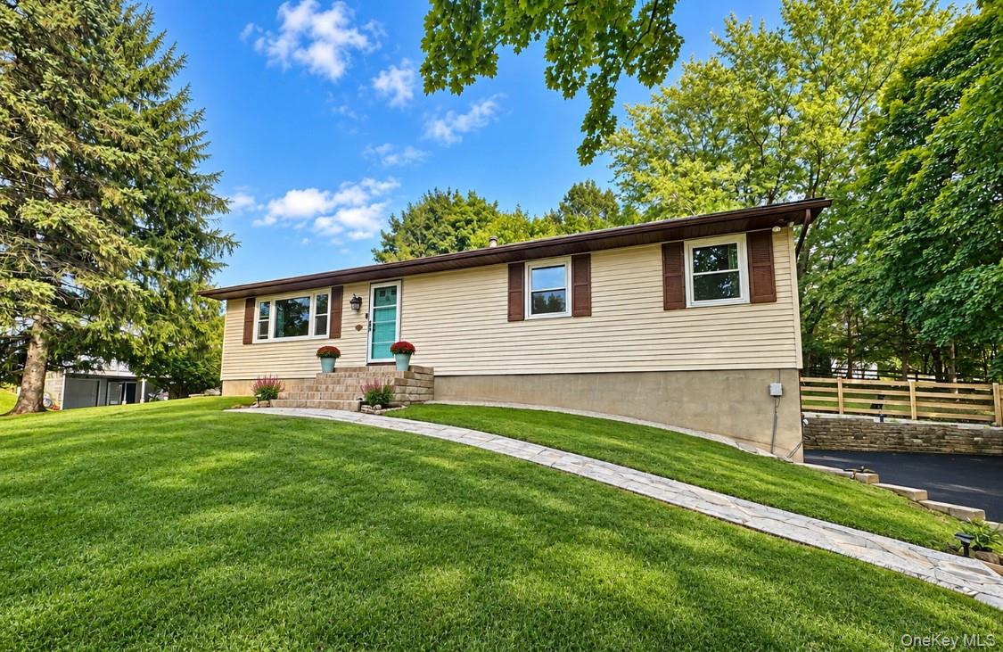 35 Beverly Drive, Warwick NY 10990