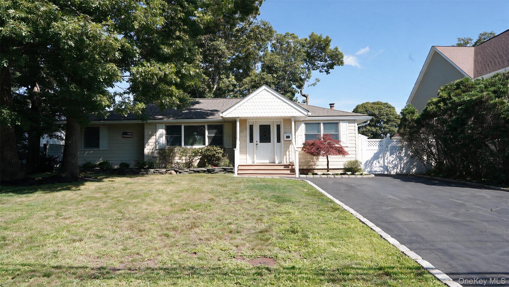 15 Marianna Place, East Islip NY 11730