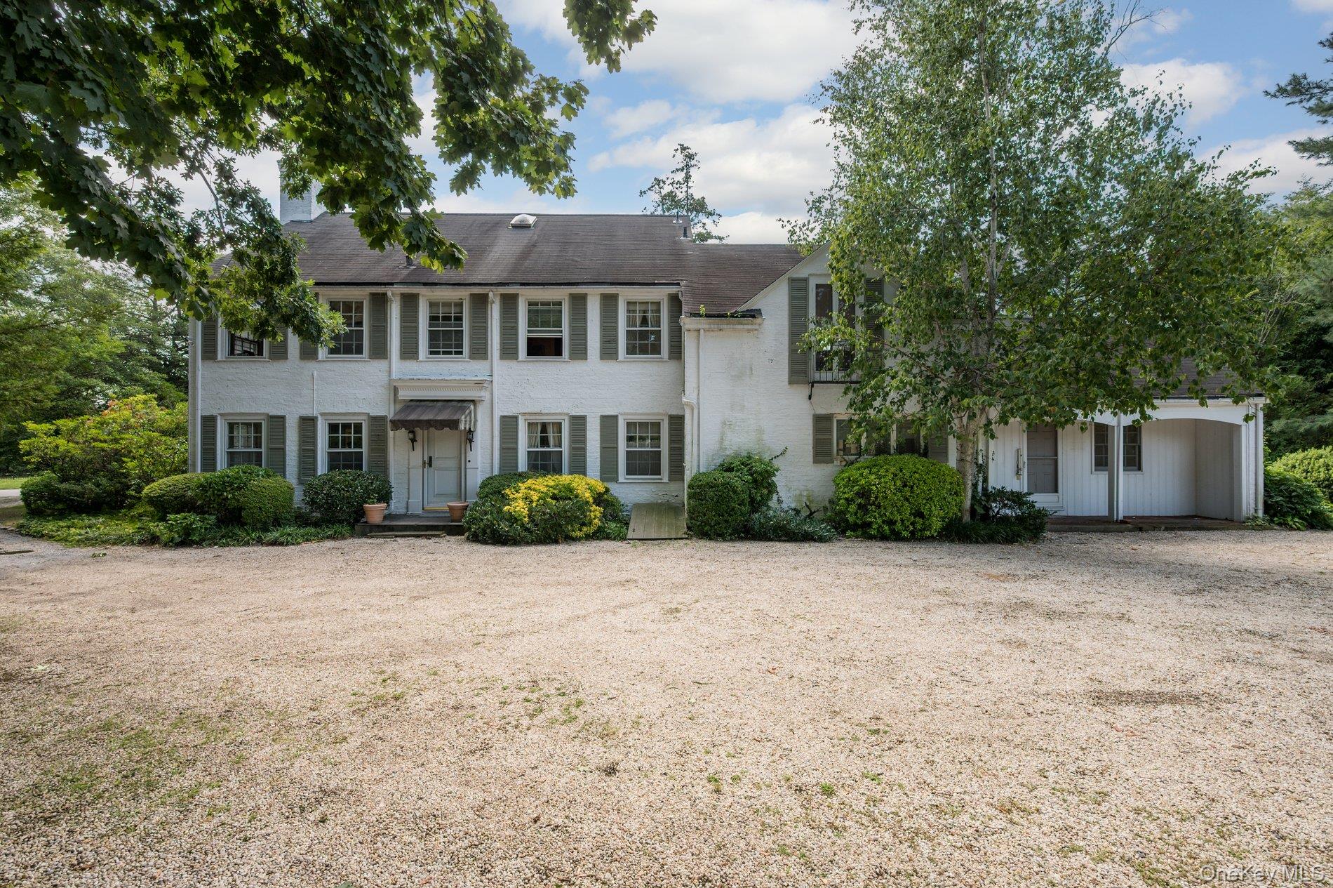 257 Adams Lane, Hewlett Neck NY 11557