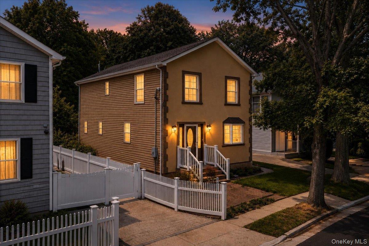 571 Park Avenue, West Hempstead NY 11552