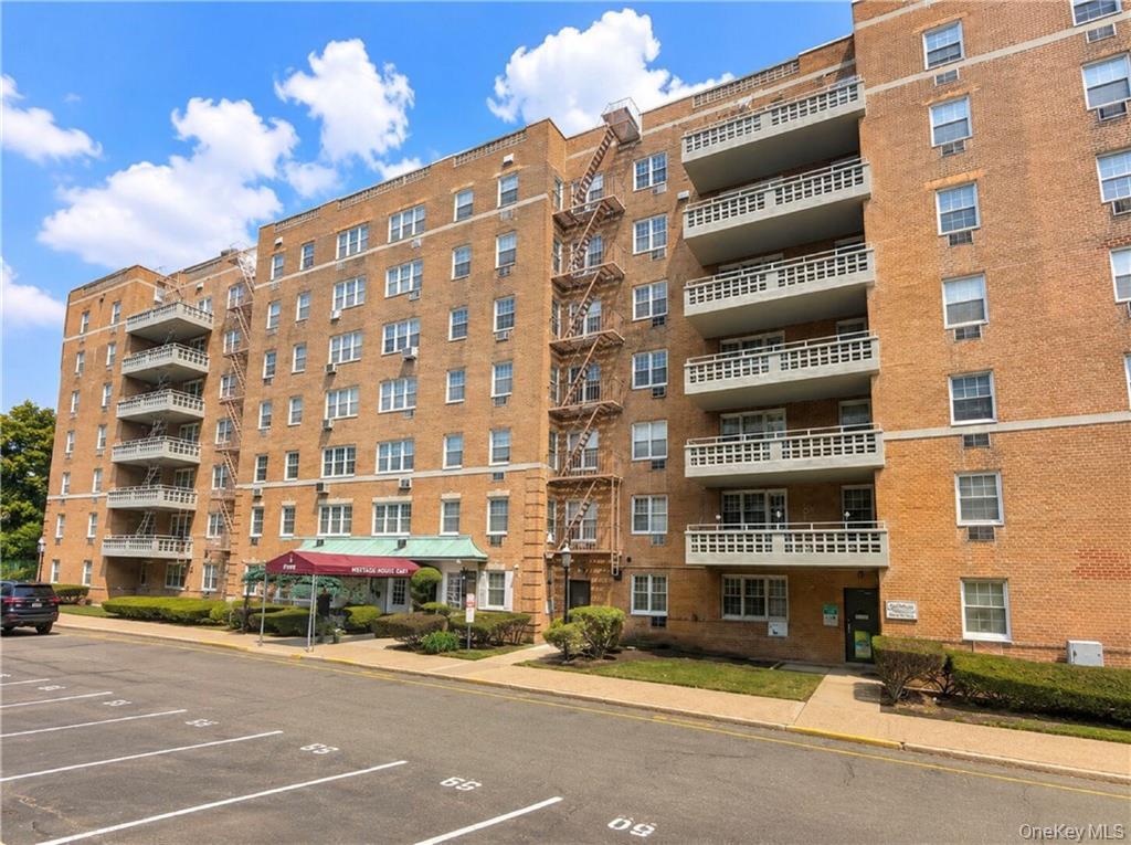 84-39 153rd Avenue Unit 6B, Howard Beach NY 11414