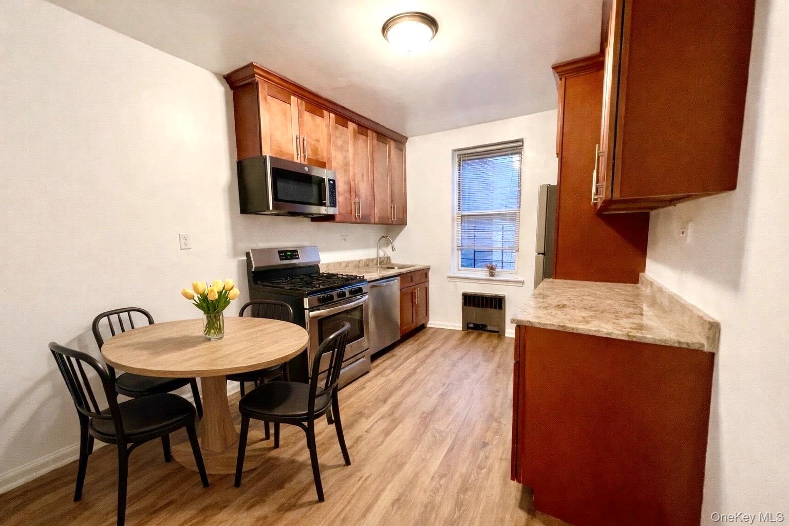 2080 Barnes Avenue Unit 5B, Bronx NY 10462
