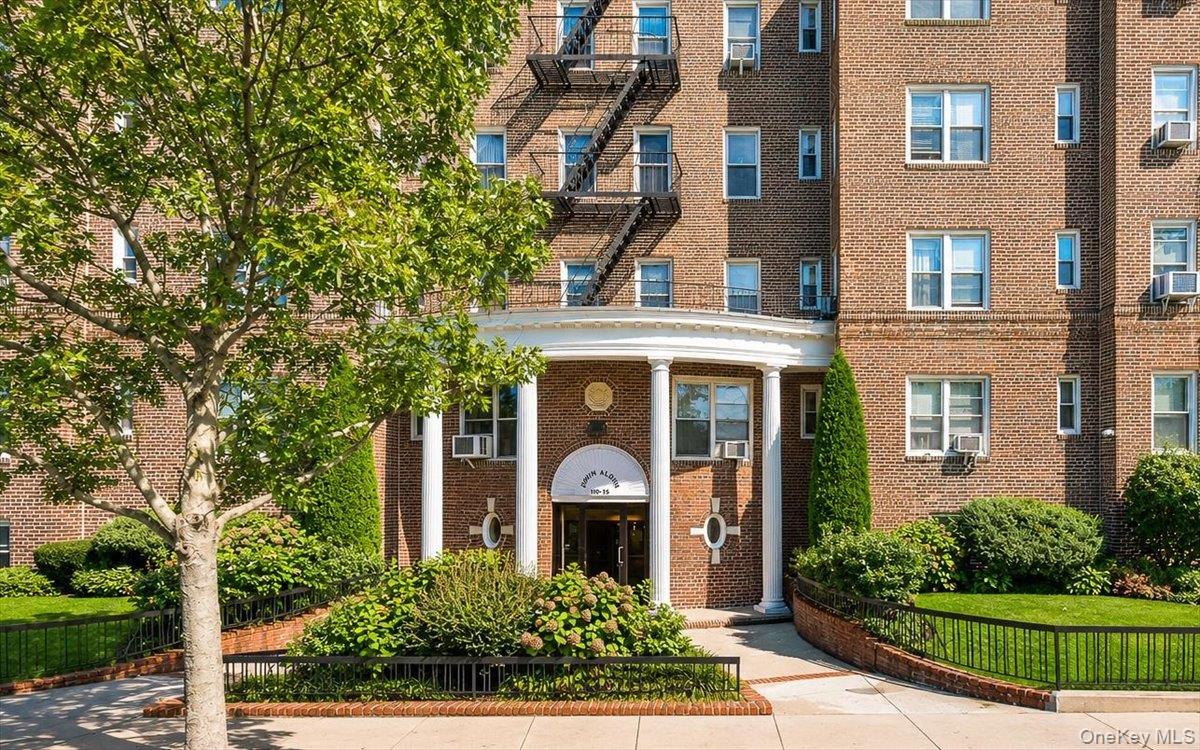 110-35 72nd Road Unit 202, Forest Hills NY 11375