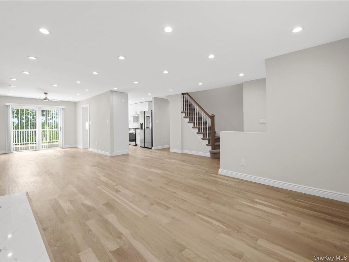 10 W Terrace Road, Great Neck NY 11021