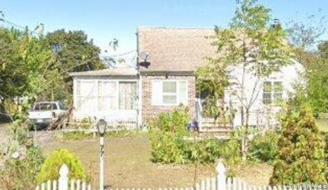 77 Farrington Avenue, Bay Shore NY 11706