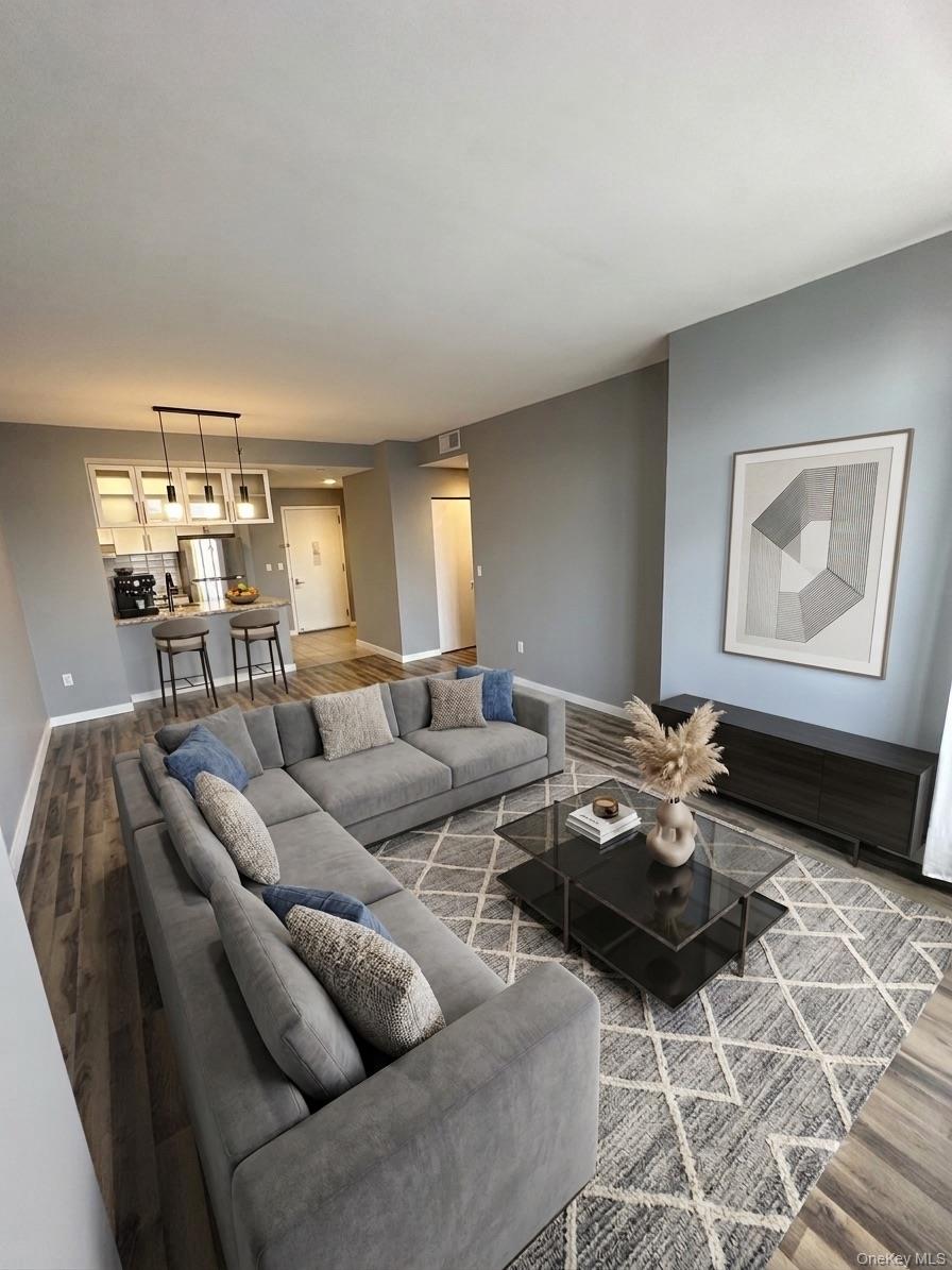 40-26 College Point Boulevard Unit 18D, Flushing NY 11354