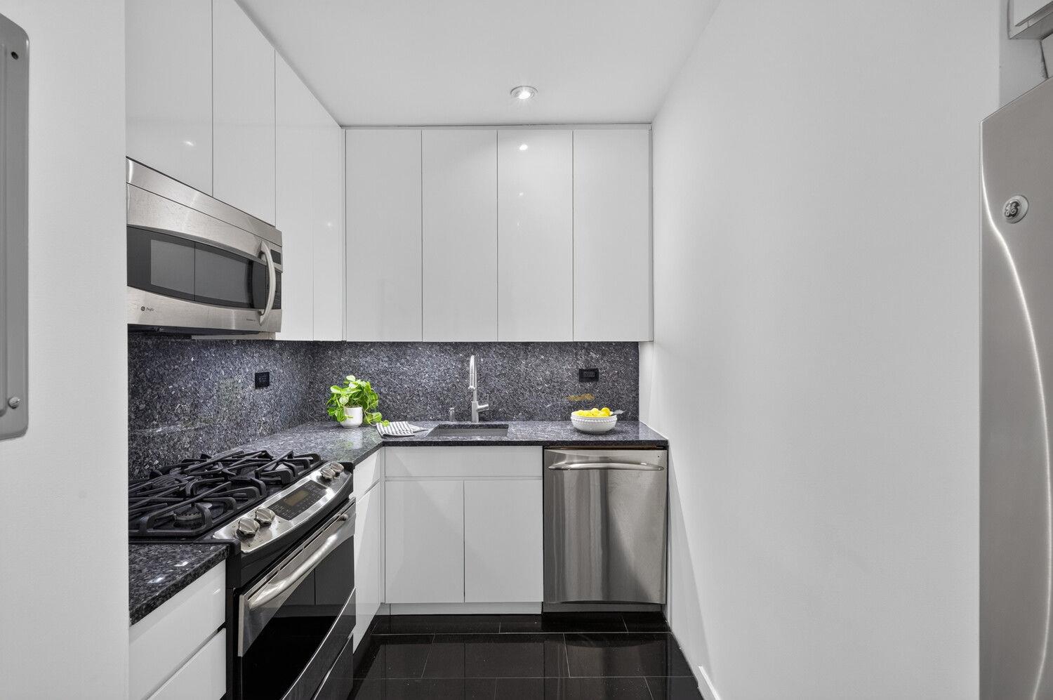 155 E 34TH Street Unit 20K, Manhattan NY 10016