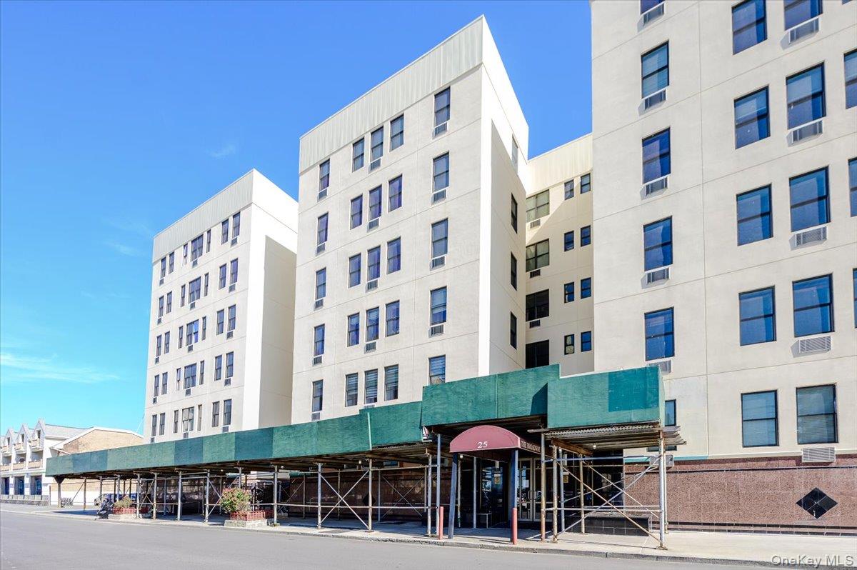 25 W Broadway Unit 417, Long Beach NY 11561