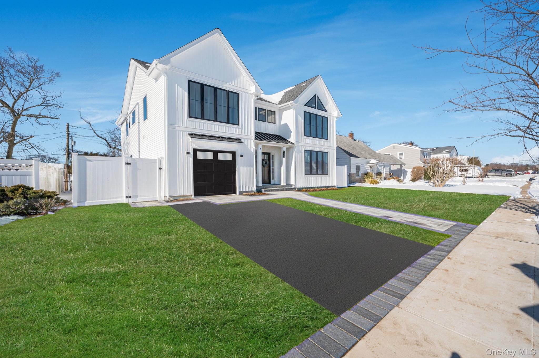 38 Pond Lane, Levittown NY 11756