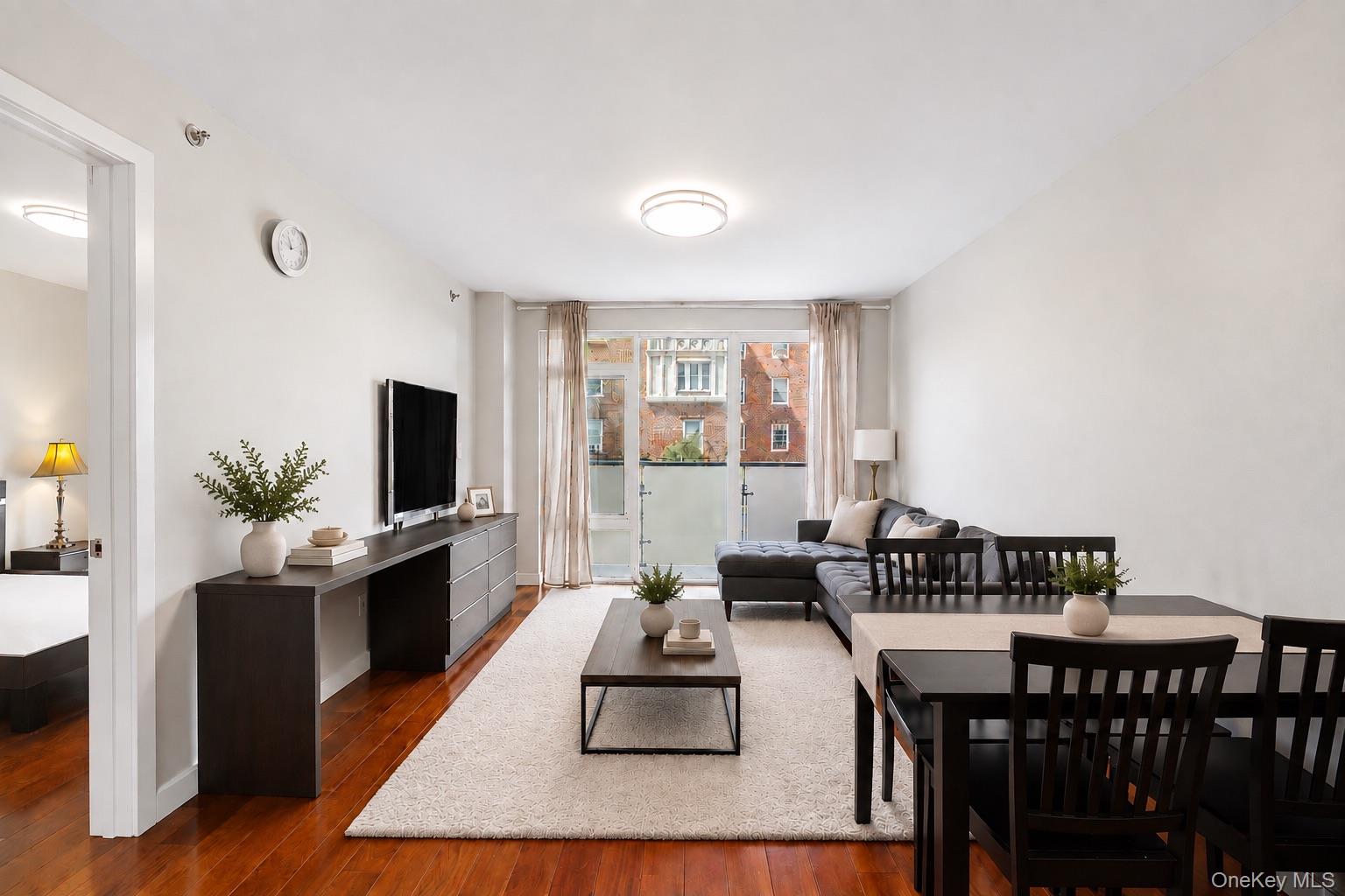 142-38 37th Ave Unit 4H, Flushing NY 11354