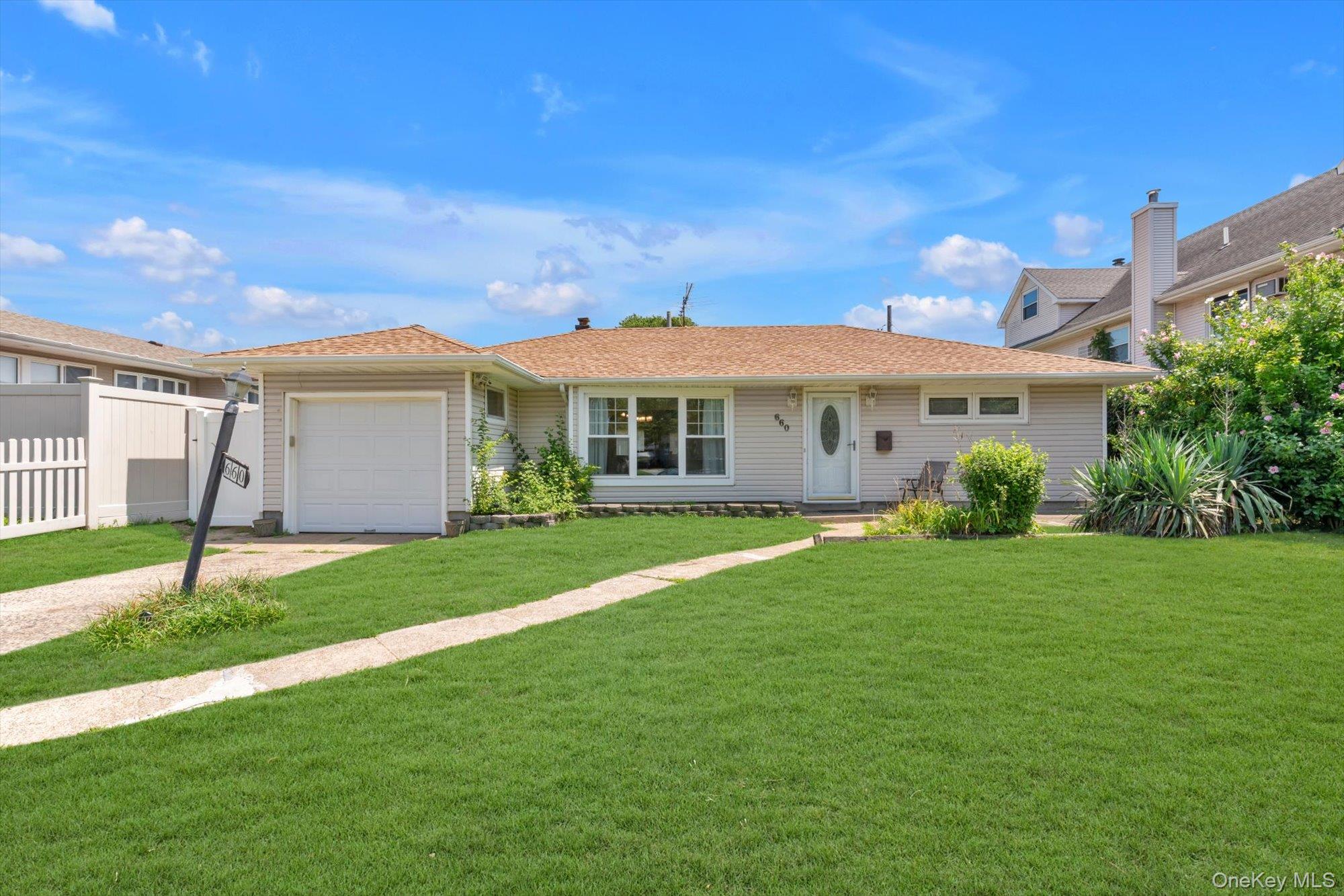 660 Franklin Boulevard, Long Beach NY 11561