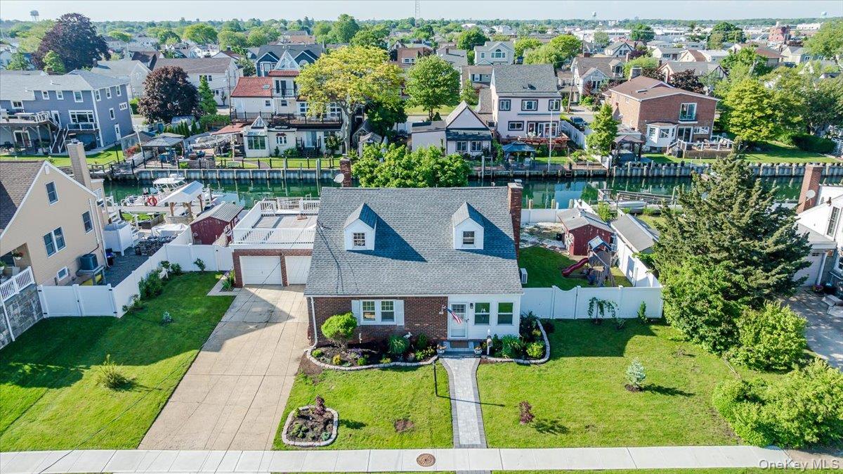 48 W 3rd Street, Freeport NY 11520