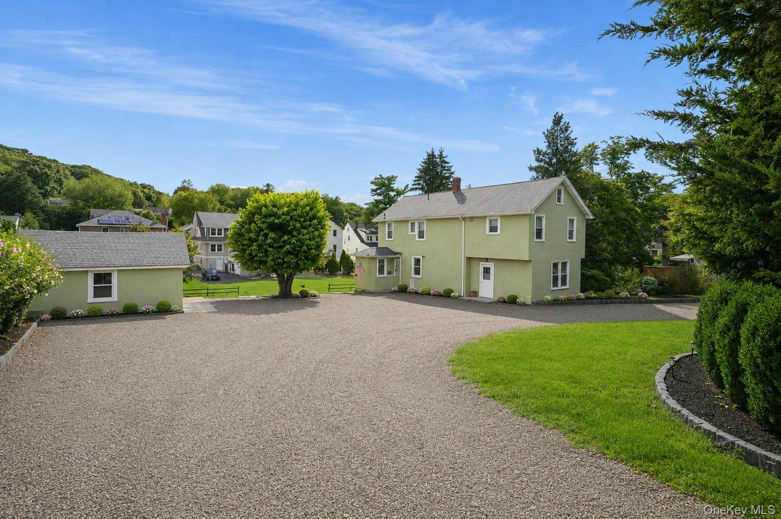 86 E Sunnyside Lane, Irvington NY 10533