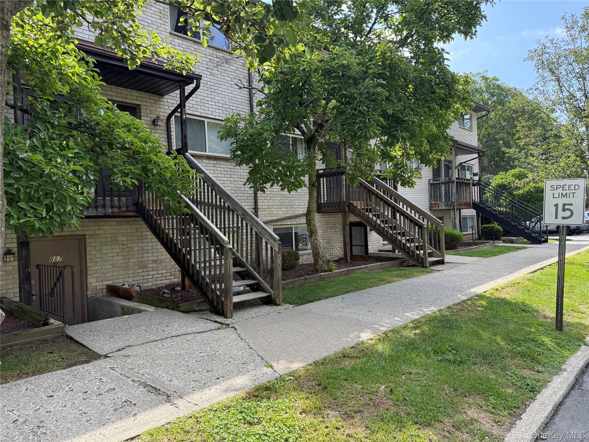 26 Cooper Road Unit 810, Poughkeepsie NY 12603