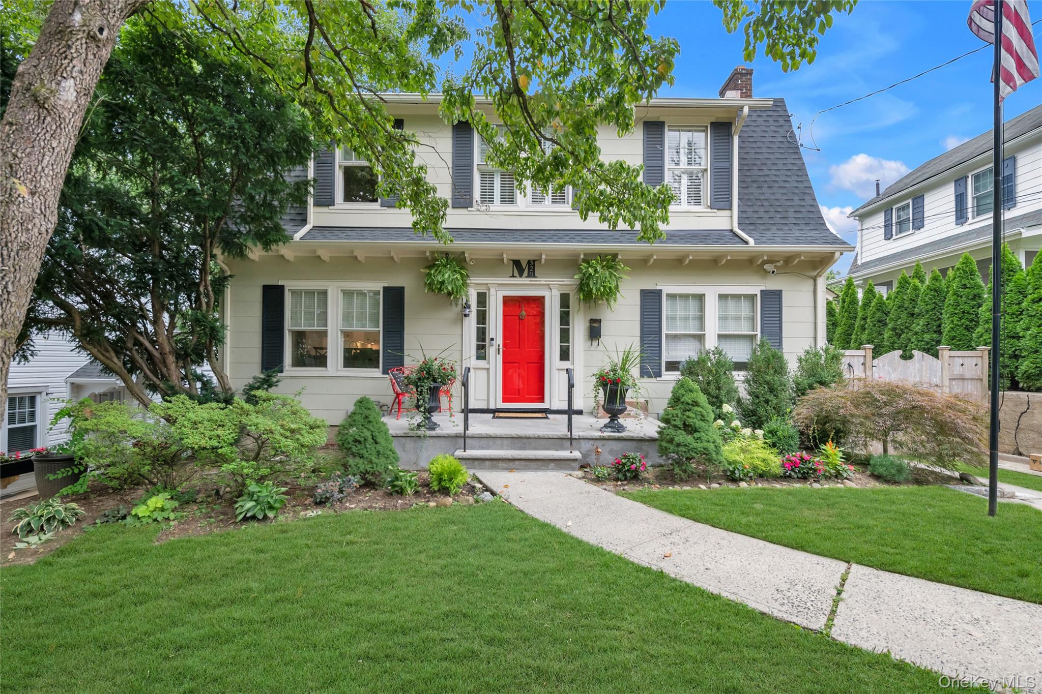 320 Forest Road, Douglaston NY 11363