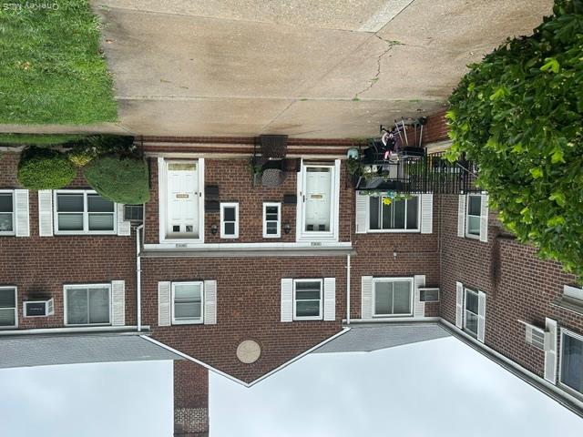 254-11 73rd Road Unit Unit B, Glen Oaks NY 11004