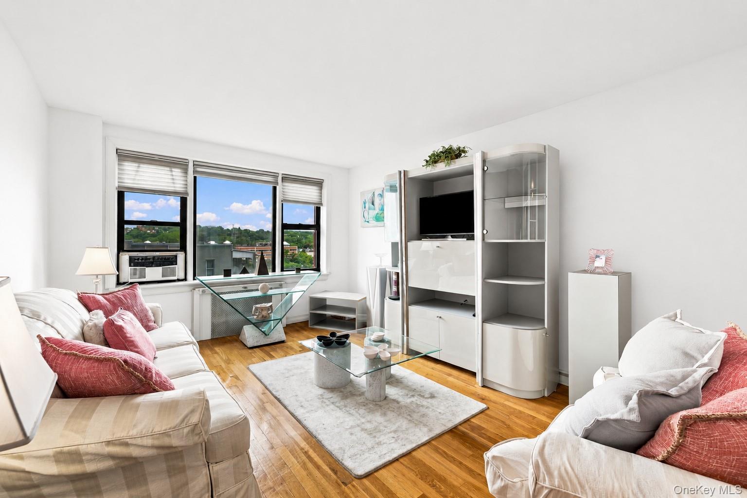 10 Franklin Avenue Unit 2A, White Plains NY 10601