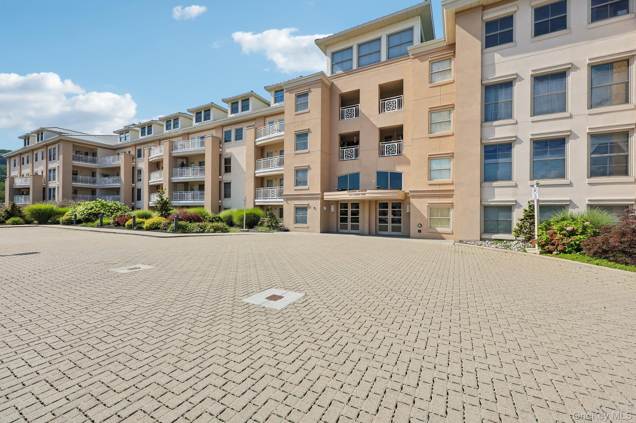 409 Harbor Cove Unit PH 409, Piermont NY 10968