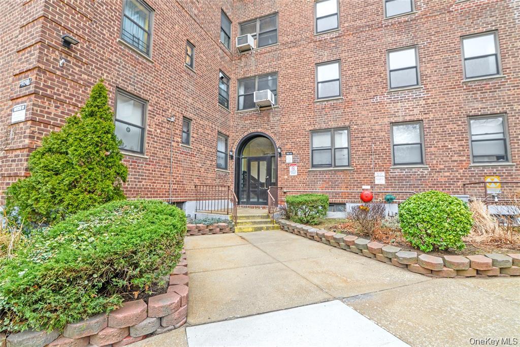 140-14 28th Road Unit 6A, Flushing NY 11354