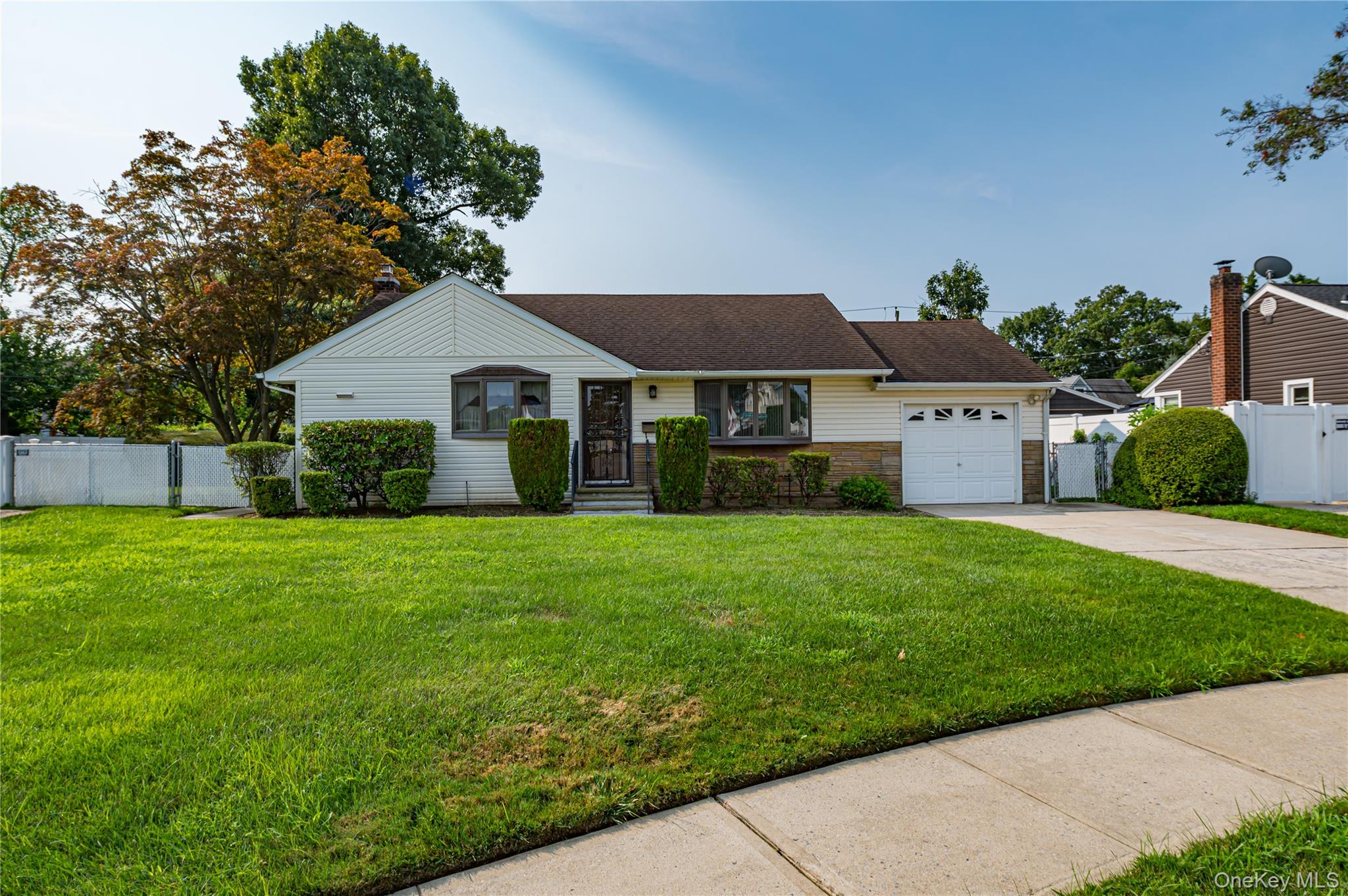 3986 Maplewood Drive, Seaford NY 11783