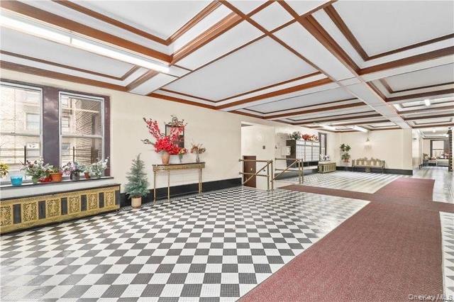 2922 Barnes Avenue Unit 6E, Bronx NY 10467
