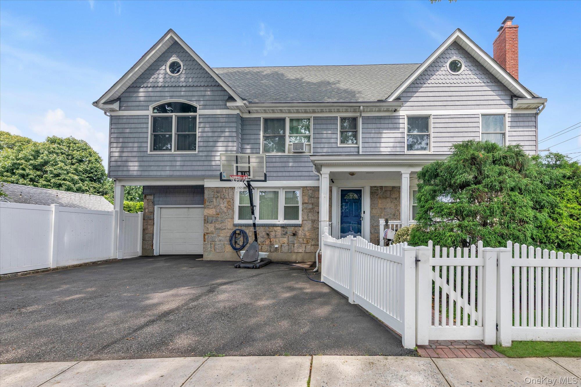 1 Windsor Place, Lynbrook NY 11563