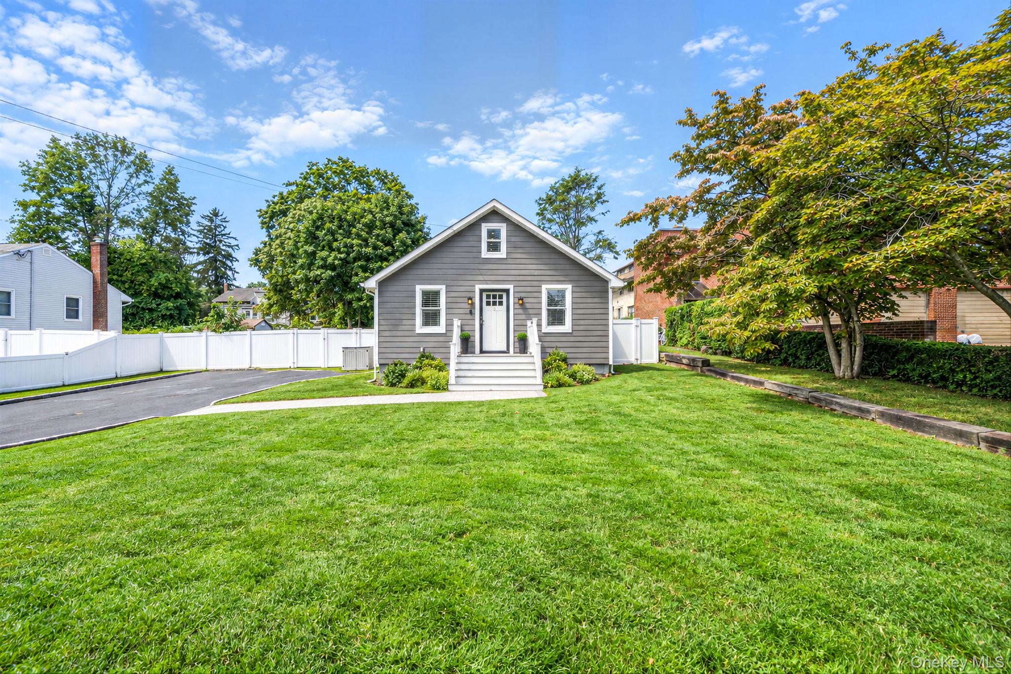 36 Mayflower Avenue, Smithtown NY 11787