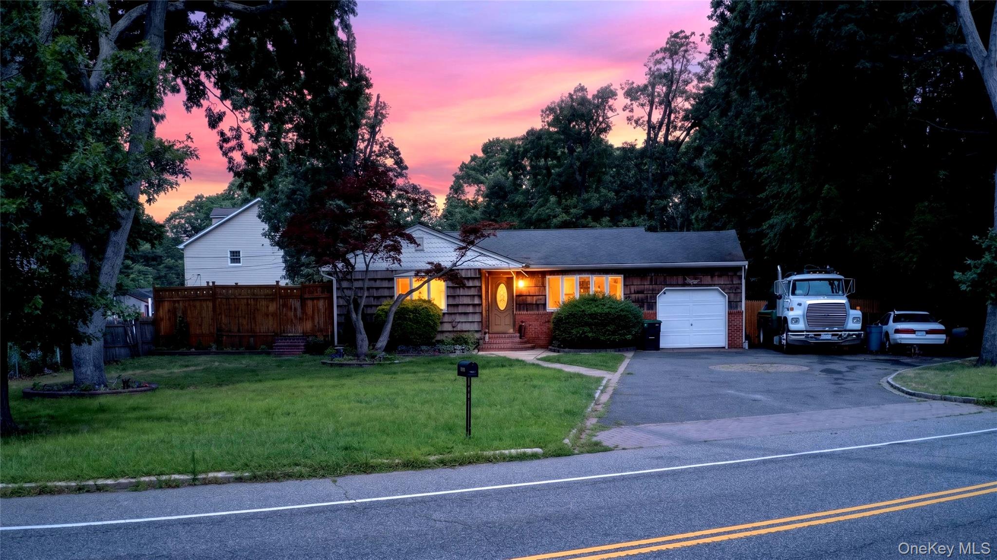2109 Orinoco Drive, West Islip NY 11795