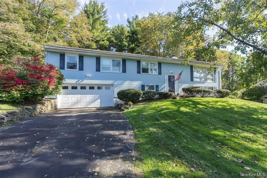 45 Clover Hill Drive, Poughkeepsie NY 12603