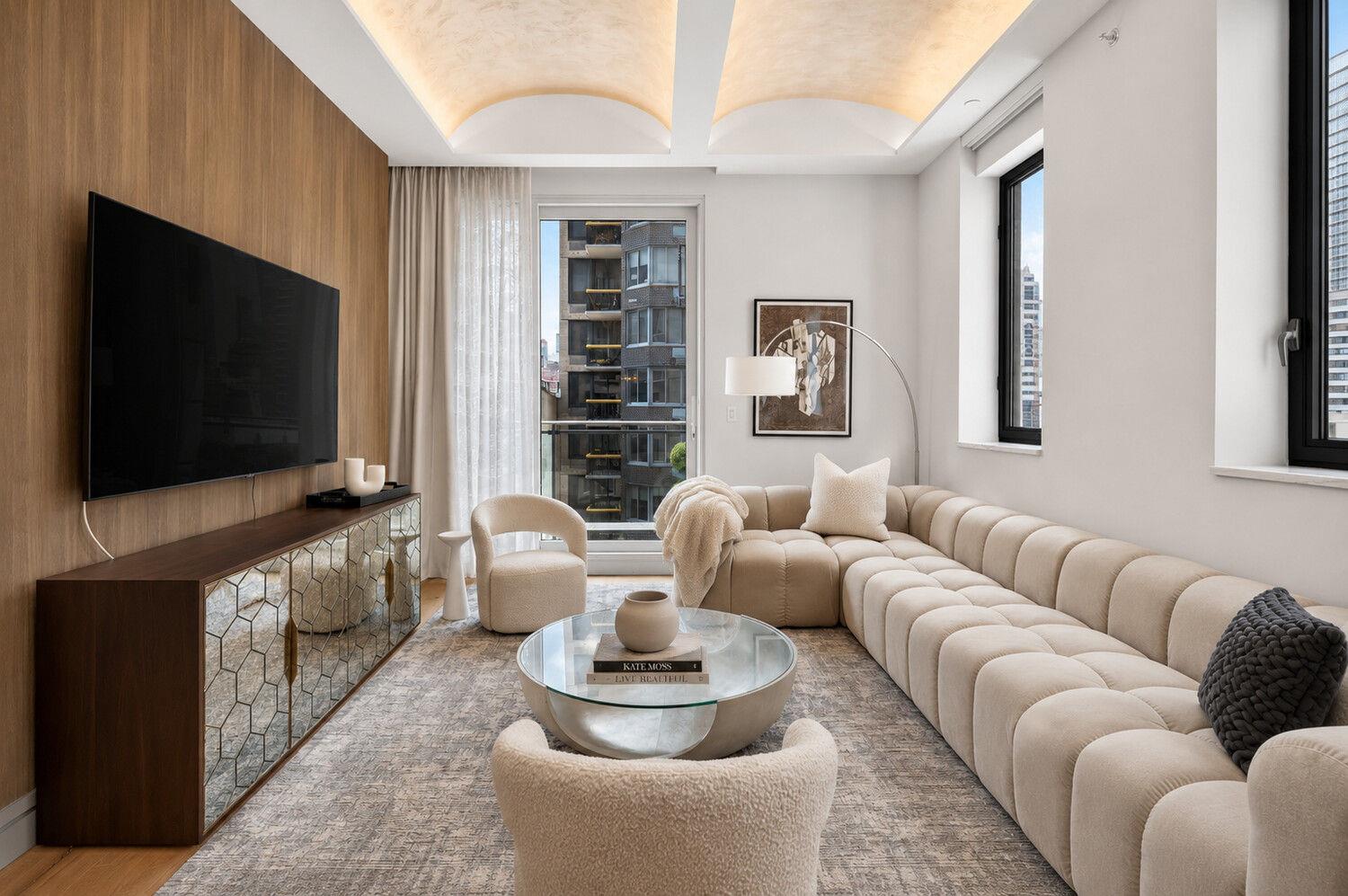 305 E 61ST Street Unit 702, Manhattan NY 10065