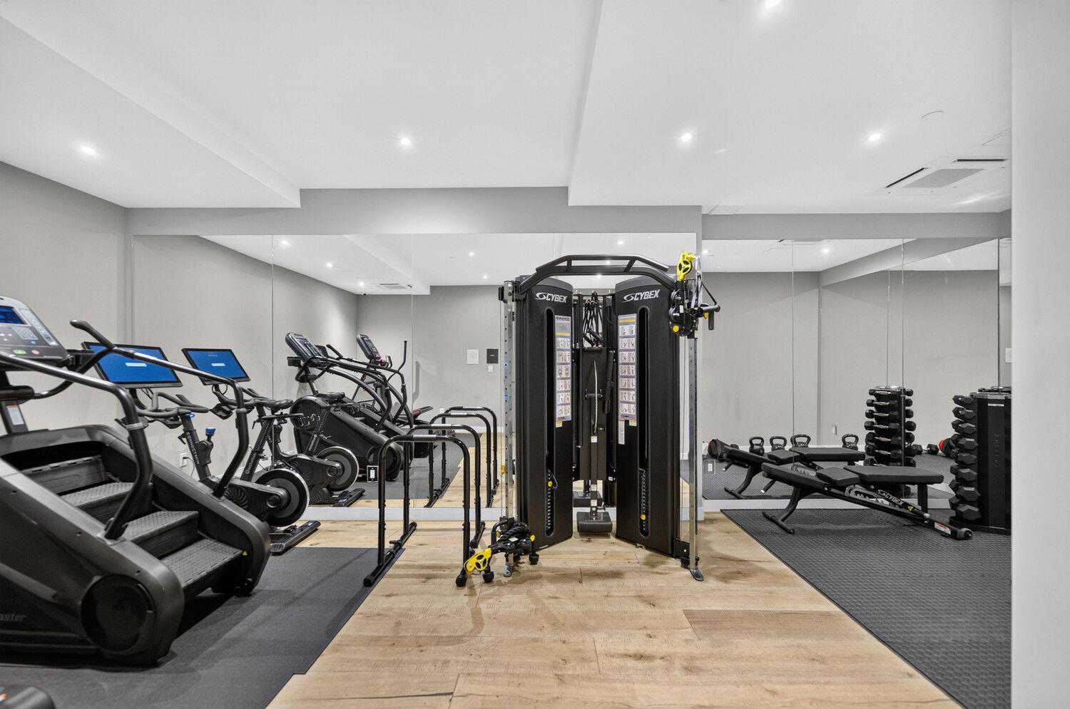 305 E 61ST Street Unit 702, Manhattan NY 10065