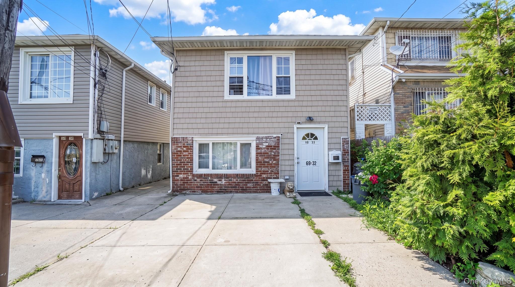 6932 Gouverneur Avenue, Arverne NY 11692