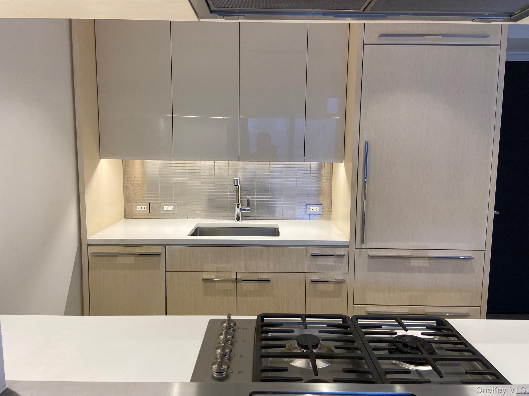 252 South Street Unit 12G, Manhattan NY 10002