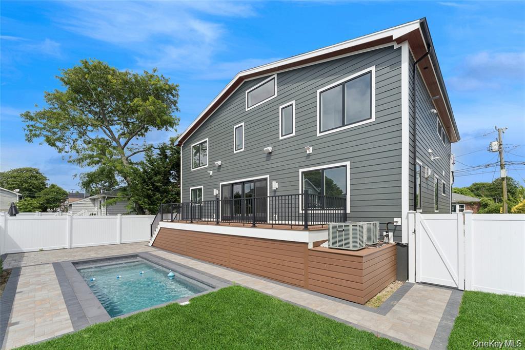 141 Flamingo Street, Atlantic Beach NY 11509